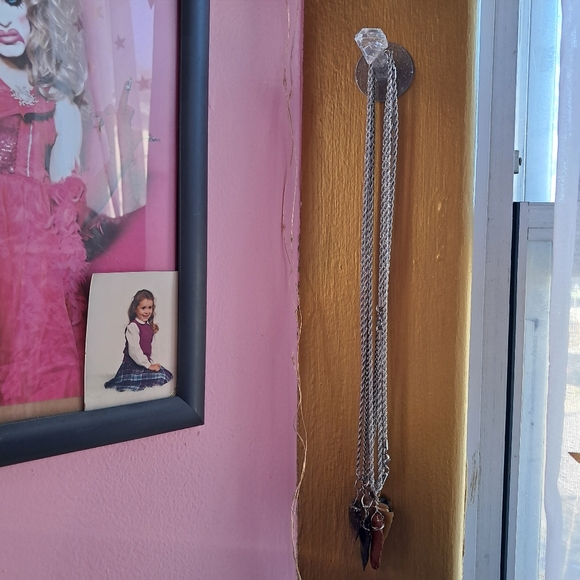 Handmade authentic native American arrowhead necklace on chain! 5 color choices - Picture 4 of 10